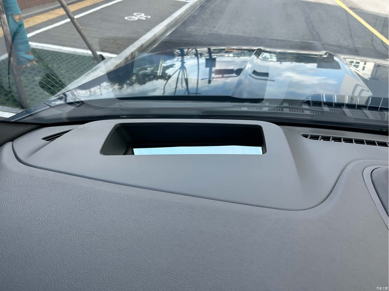 Lincoln Navigator, 2024 12