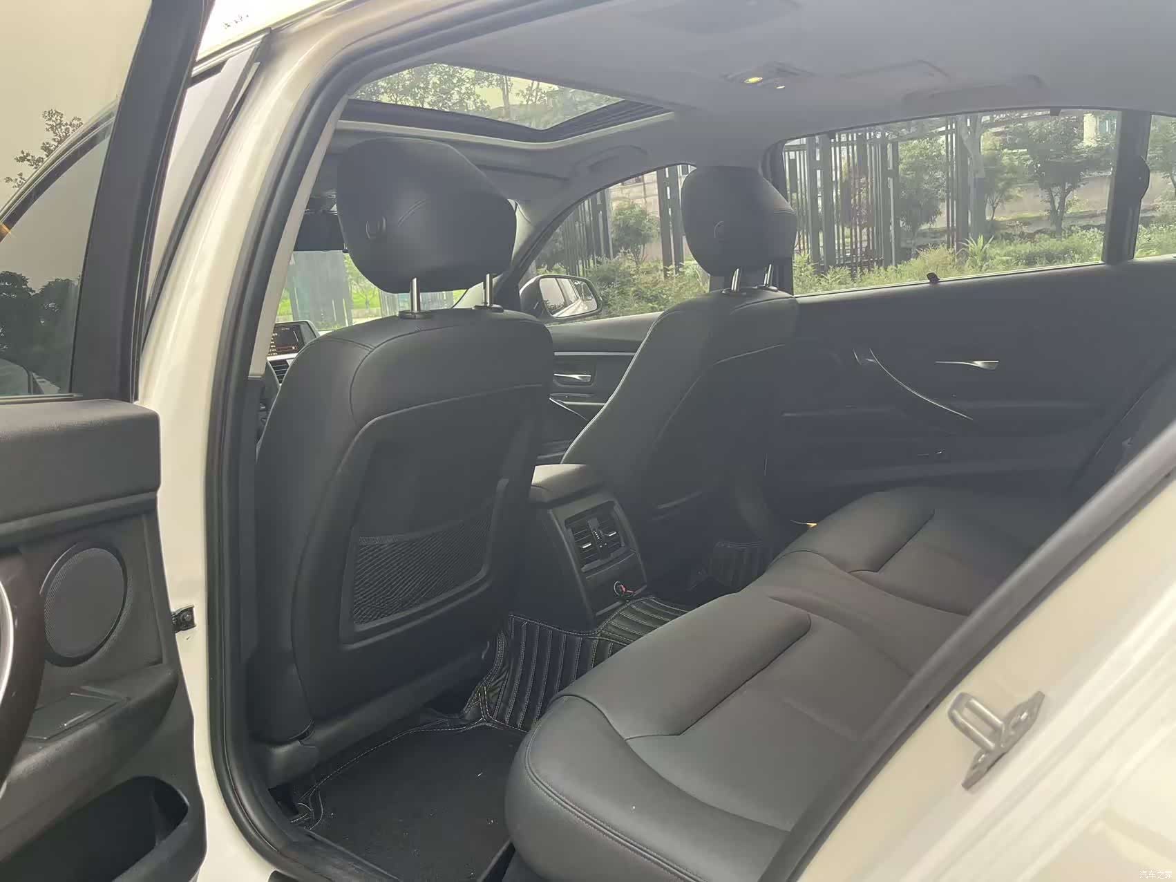 BMW 3 Series, 2015 12