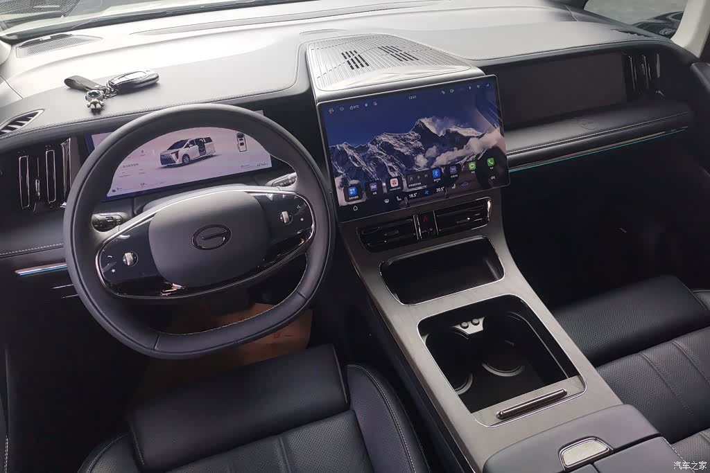 Trumpchi M8, 2025 12