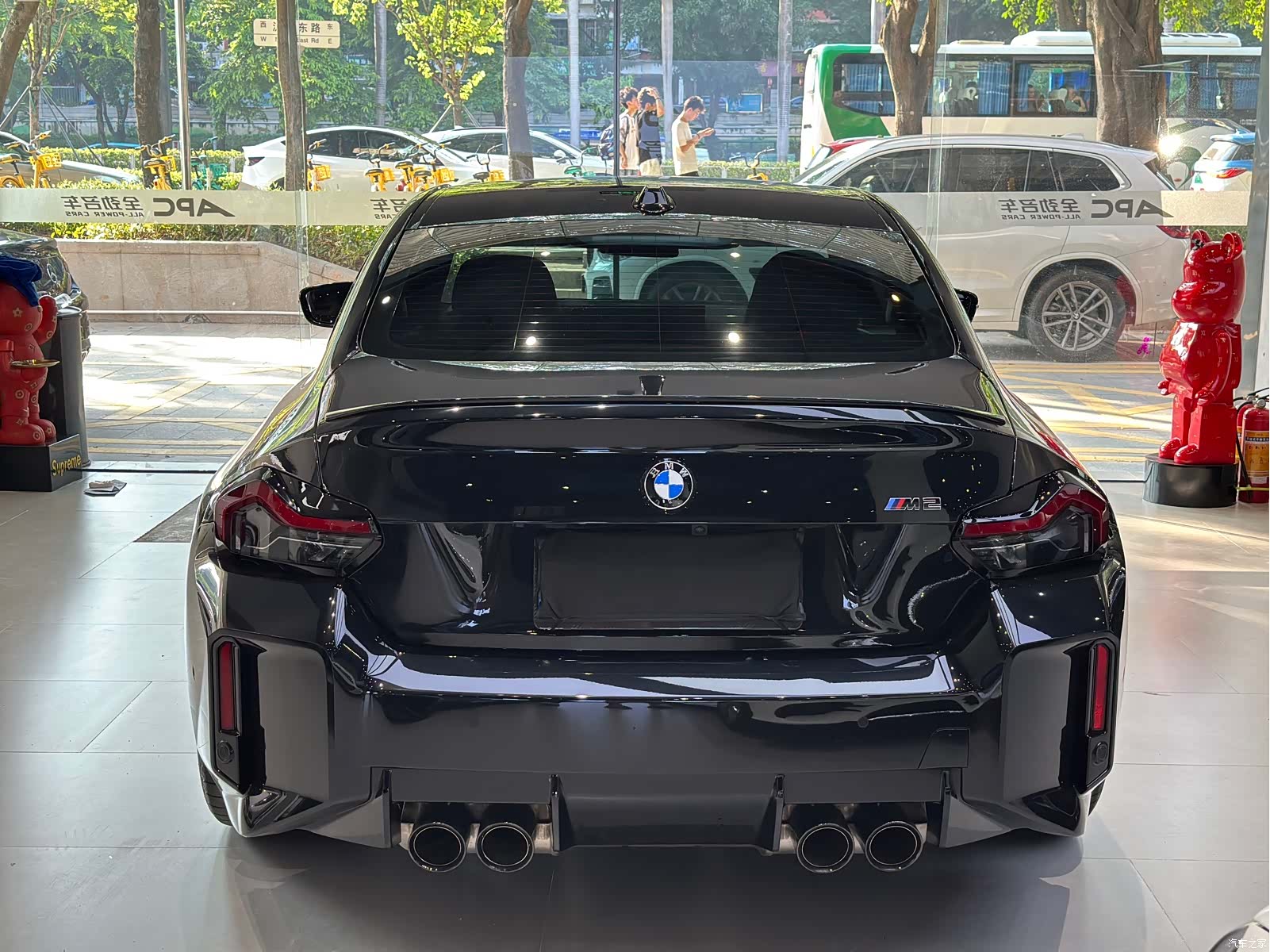 BMW M2, 2025 8