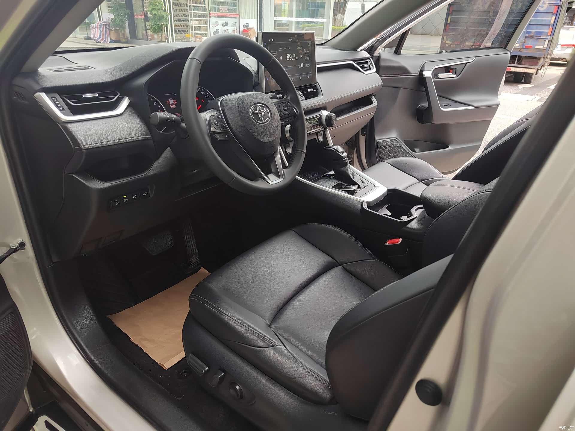 Toyota Wildlander, 2021 16