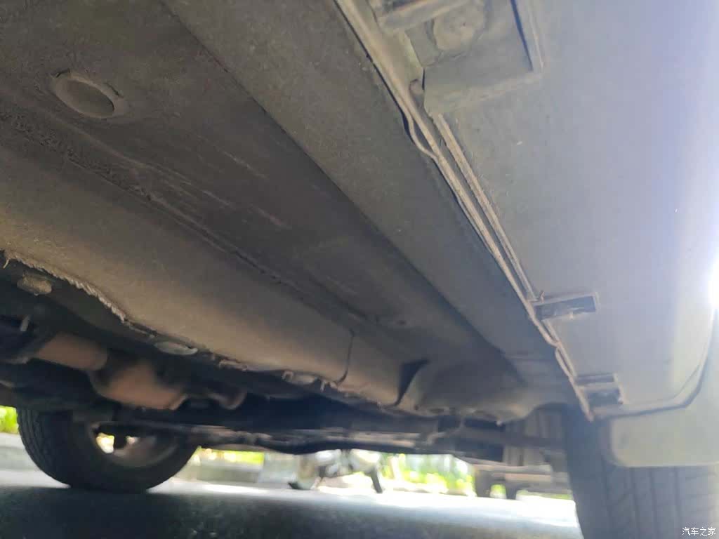 Geely Emgrand, 2019 16