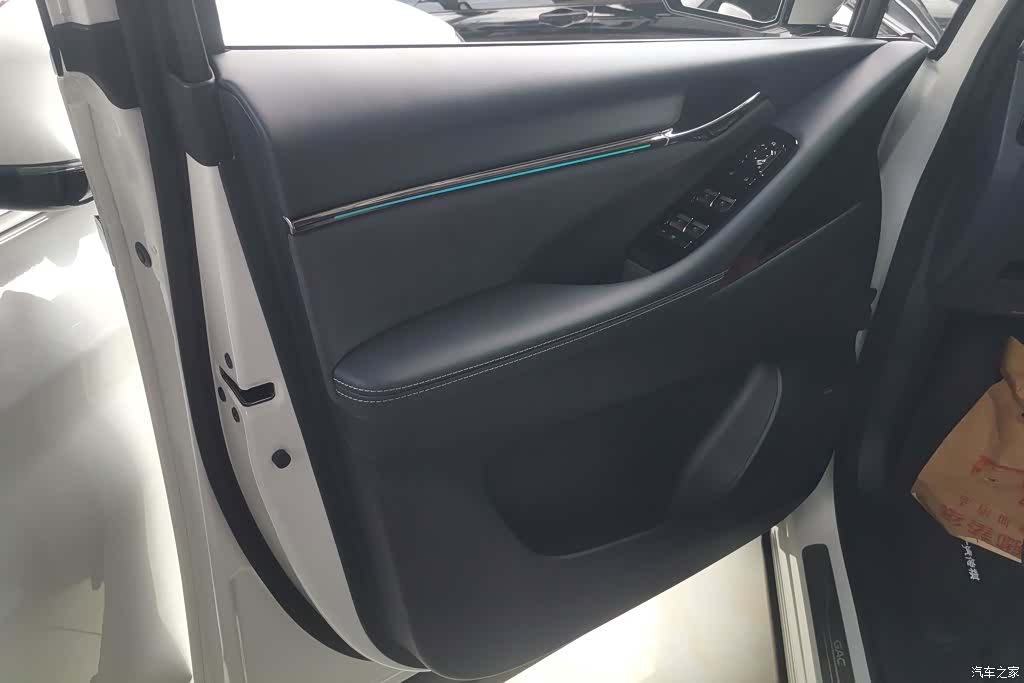 Trumpchi M8, 2025 7