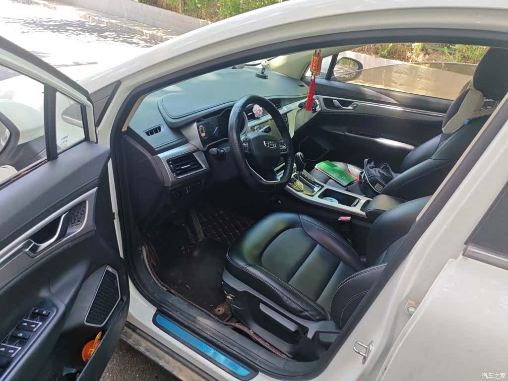 Geely Emgrand, 2019 14