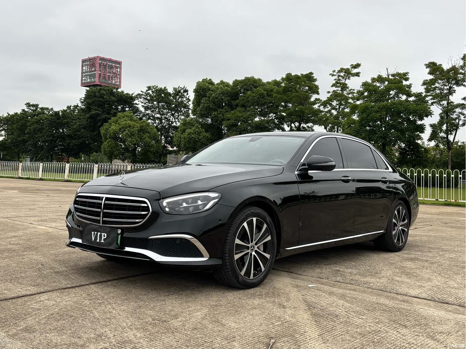 Mercedes-Benz E-Class, 2022 1