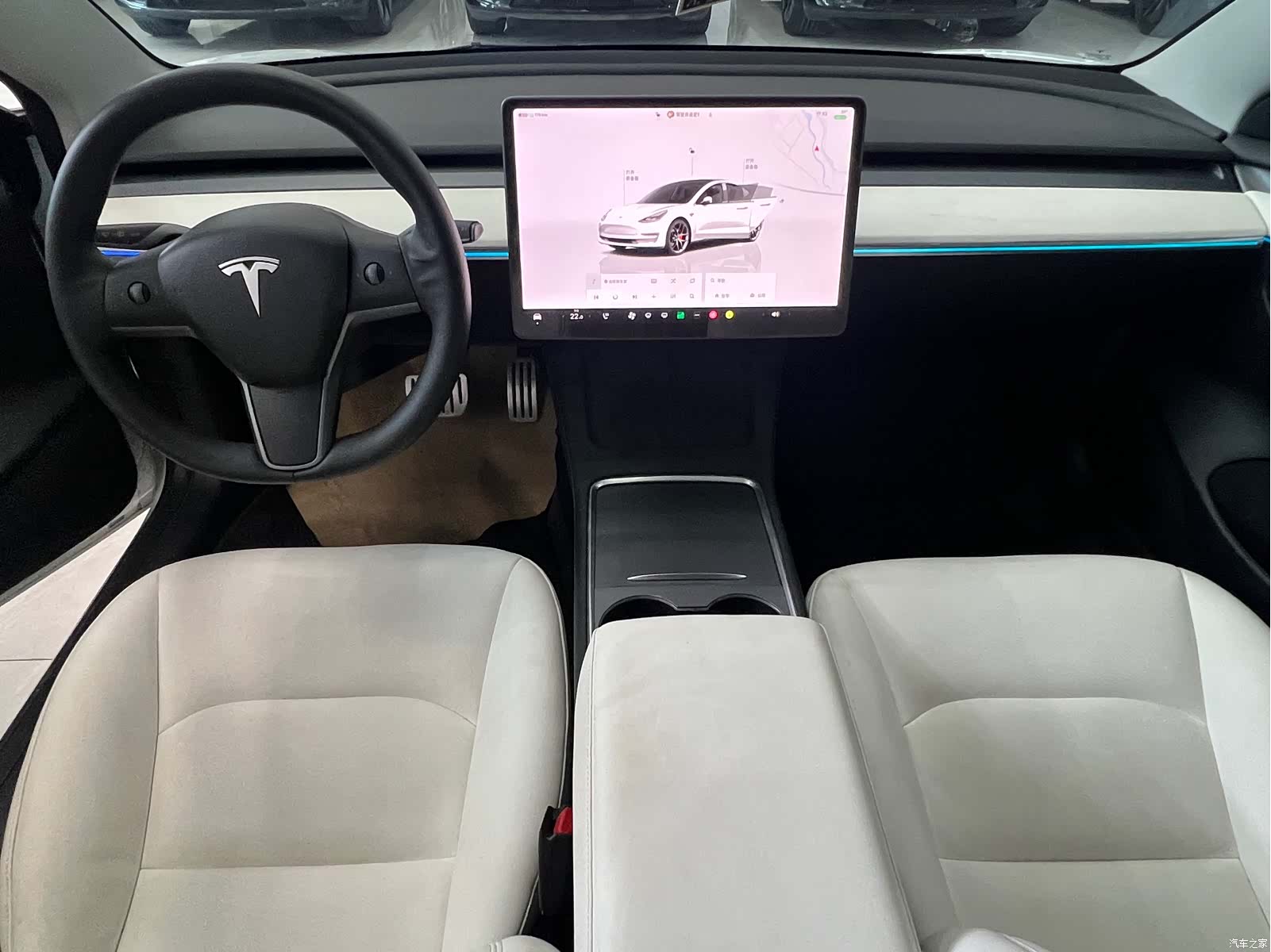 Tesla Model 3, 2022 12