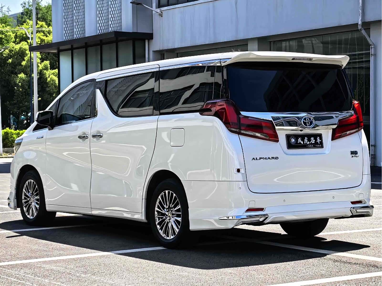 Toyota Alphard, 2019 6