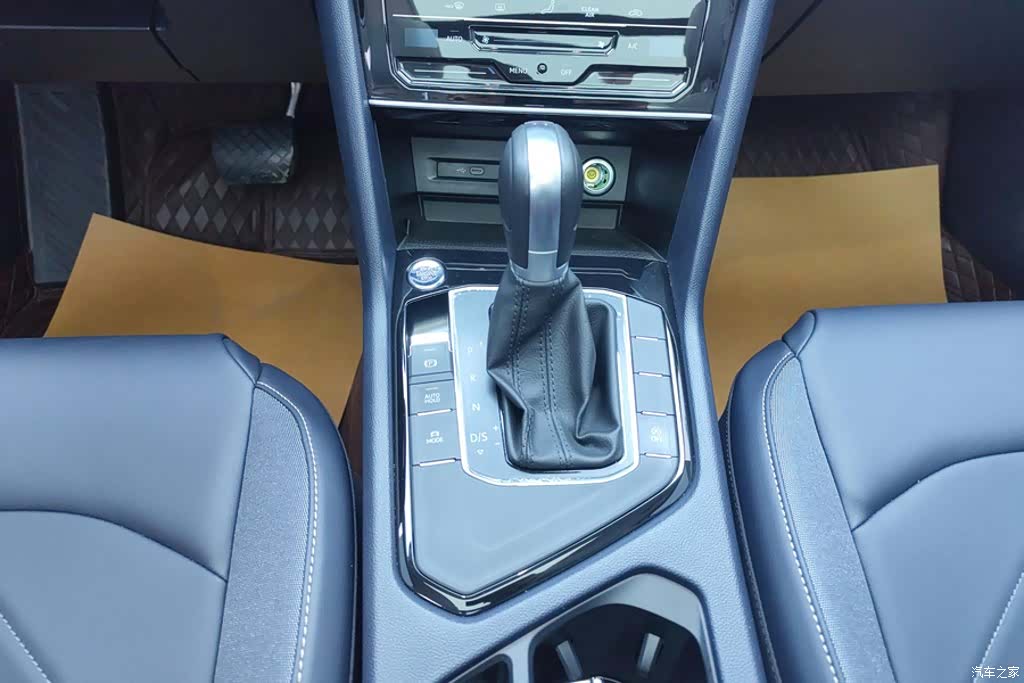 Volkswagen Tharu, 2025 16