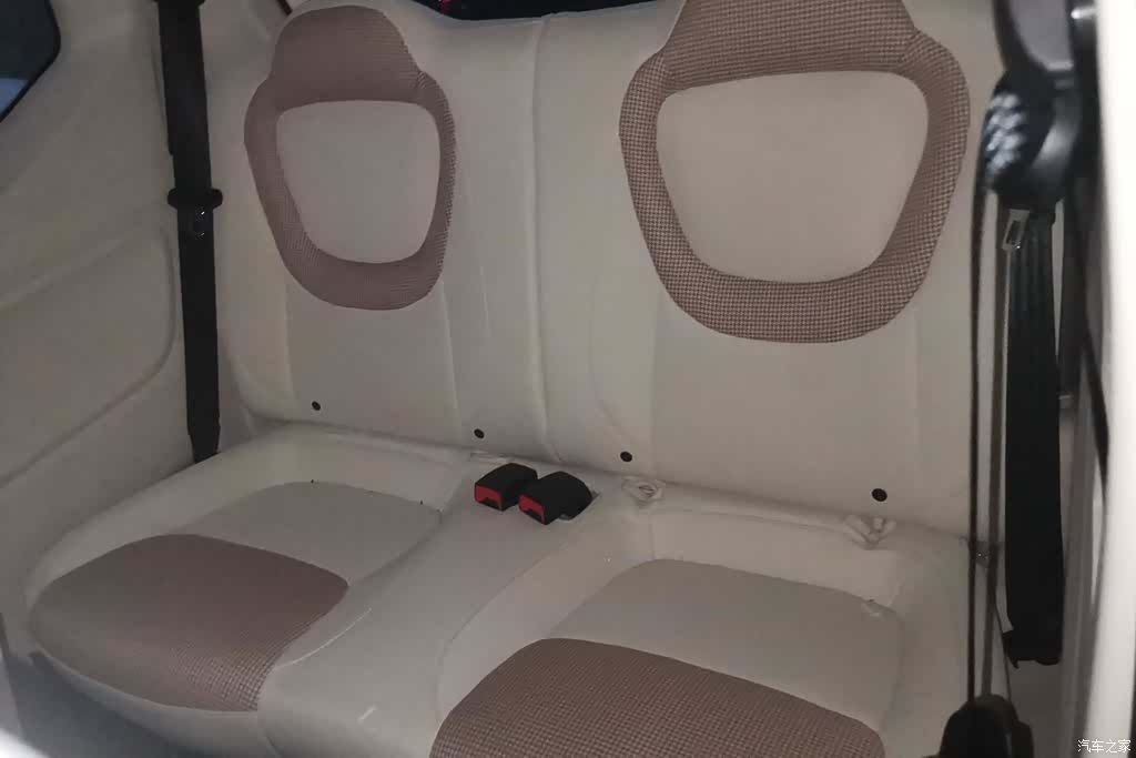 Wuling MINIEV, 2025 11