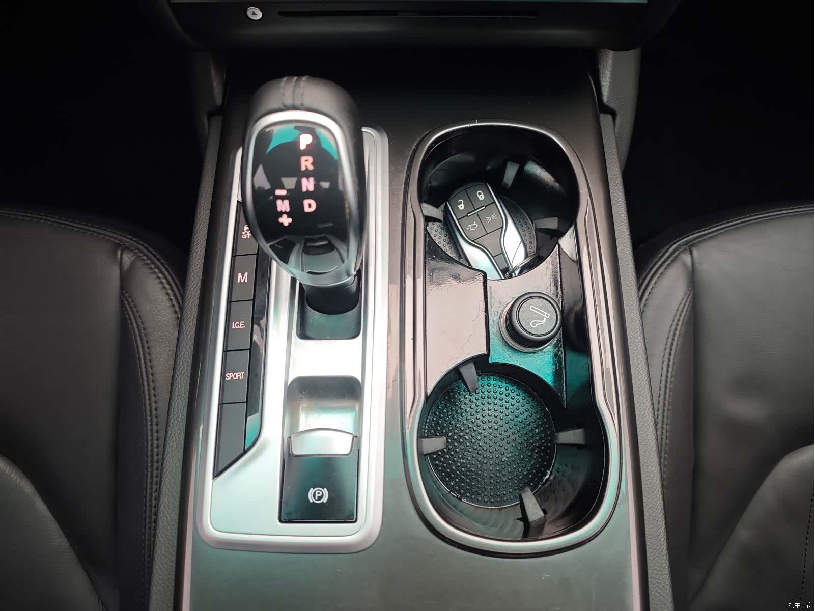 Maserati Ghibli, 2016 16