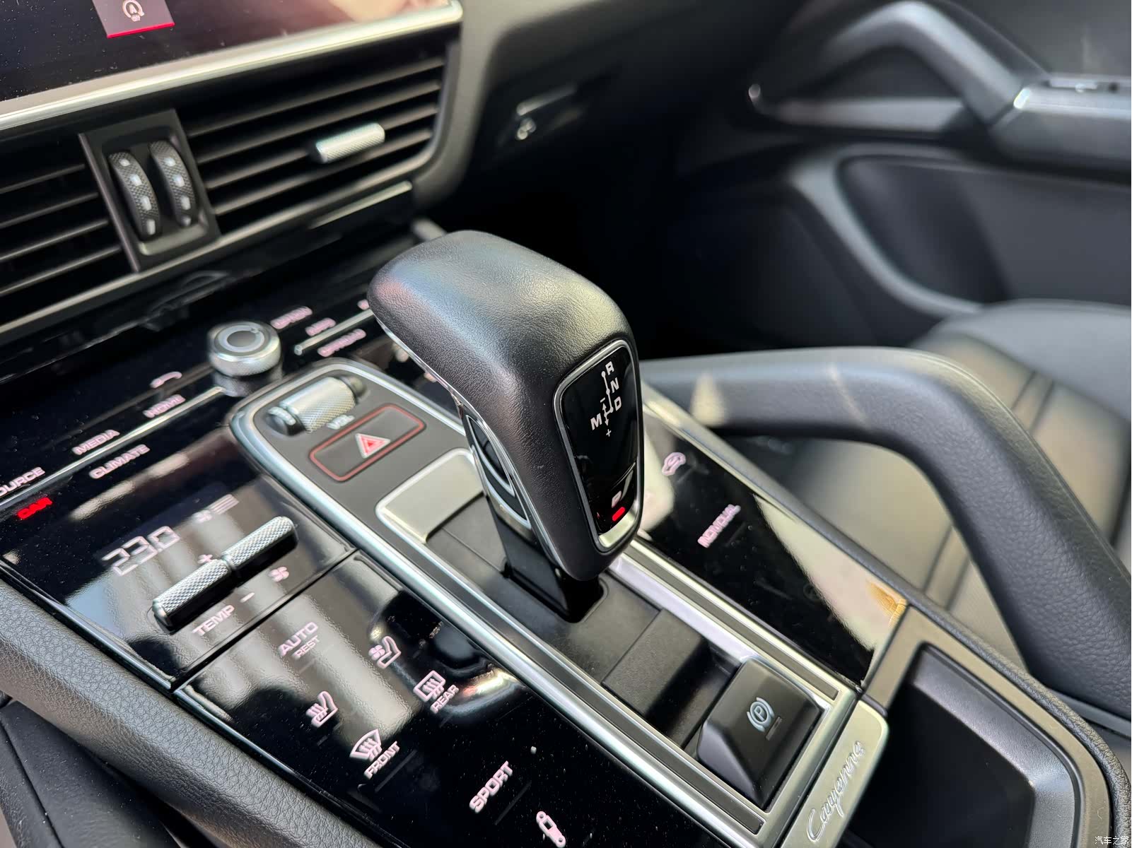 Porsche Cayenne, 2021 12