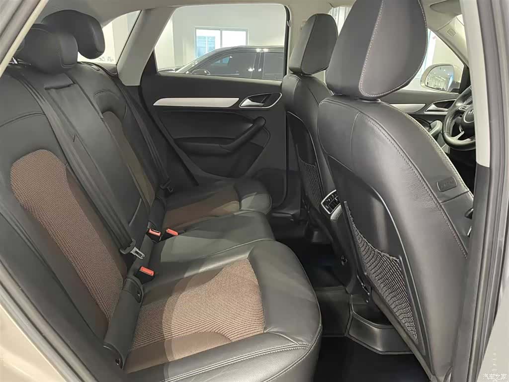 Audi Q3, 2019 8