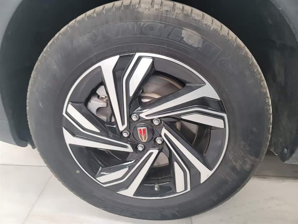 Hongqi HS5 Hongqi HS5