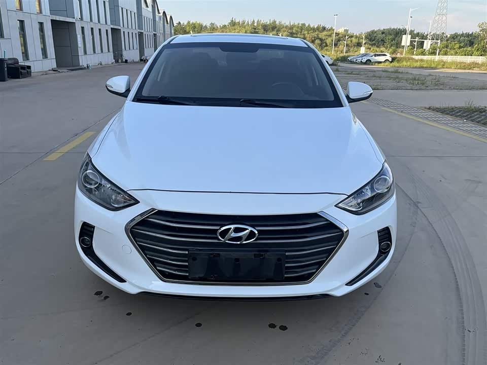 Hyundai Lead