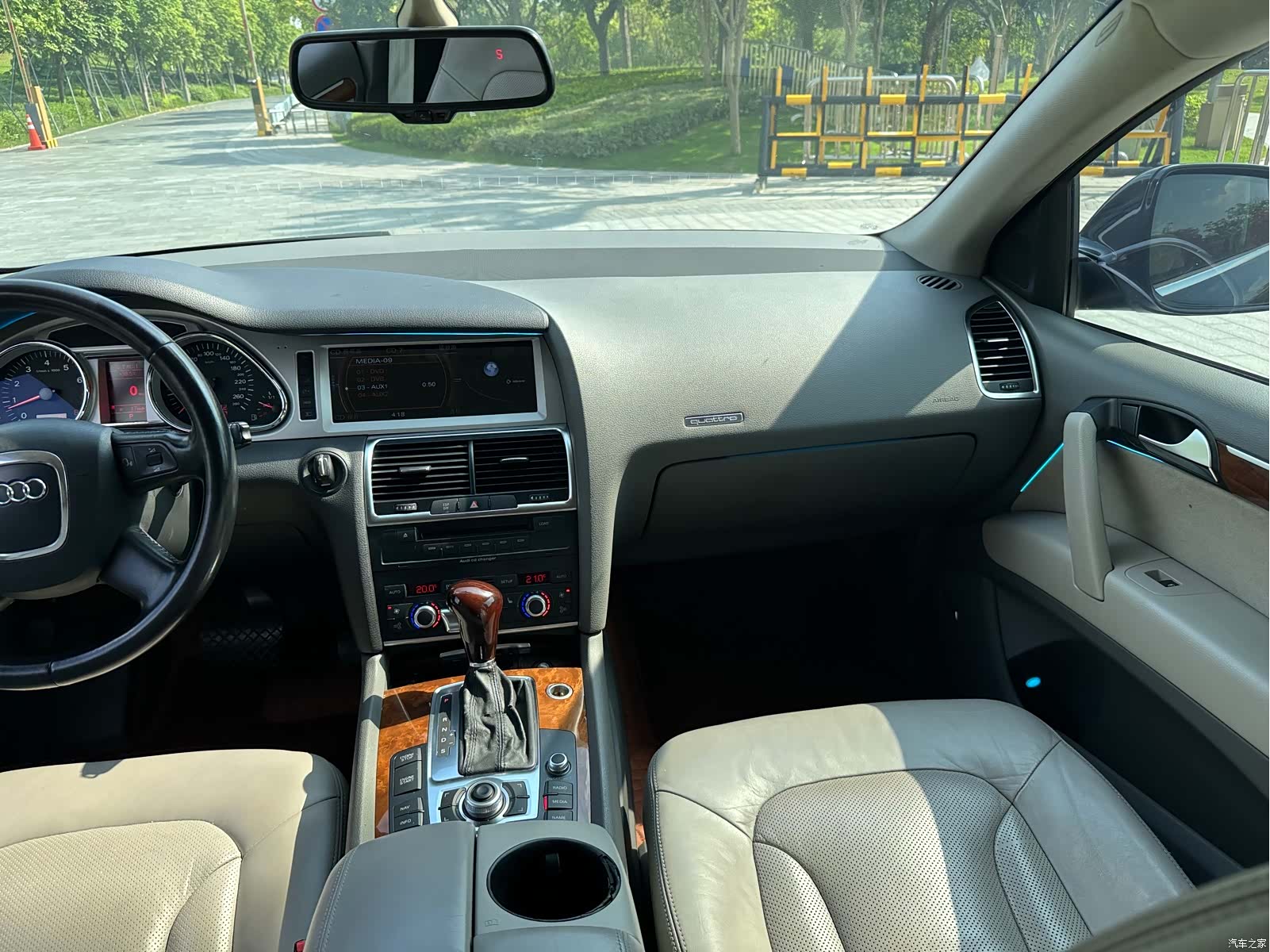 Audi Q7, 2009 15