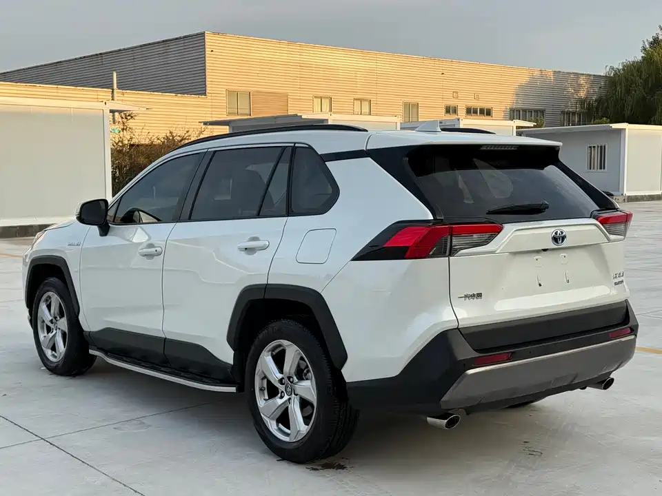 Toyota RAV4 Rongfang