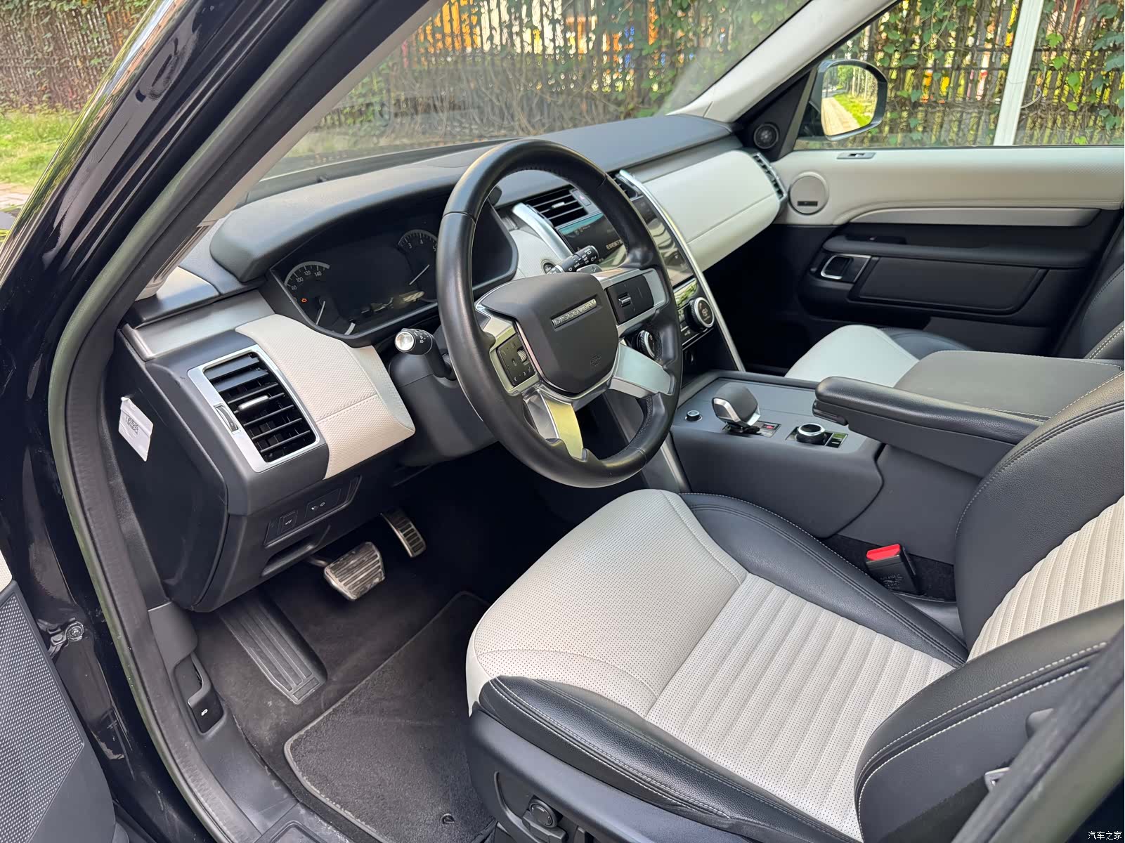 Land Rover Discovery, 2023 13