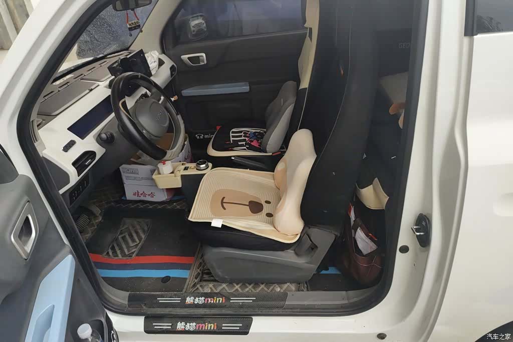 Geely Panda, 2025 11