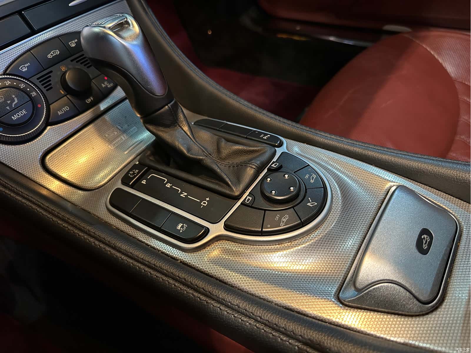 Mercedes-Benz SL, 2012 8