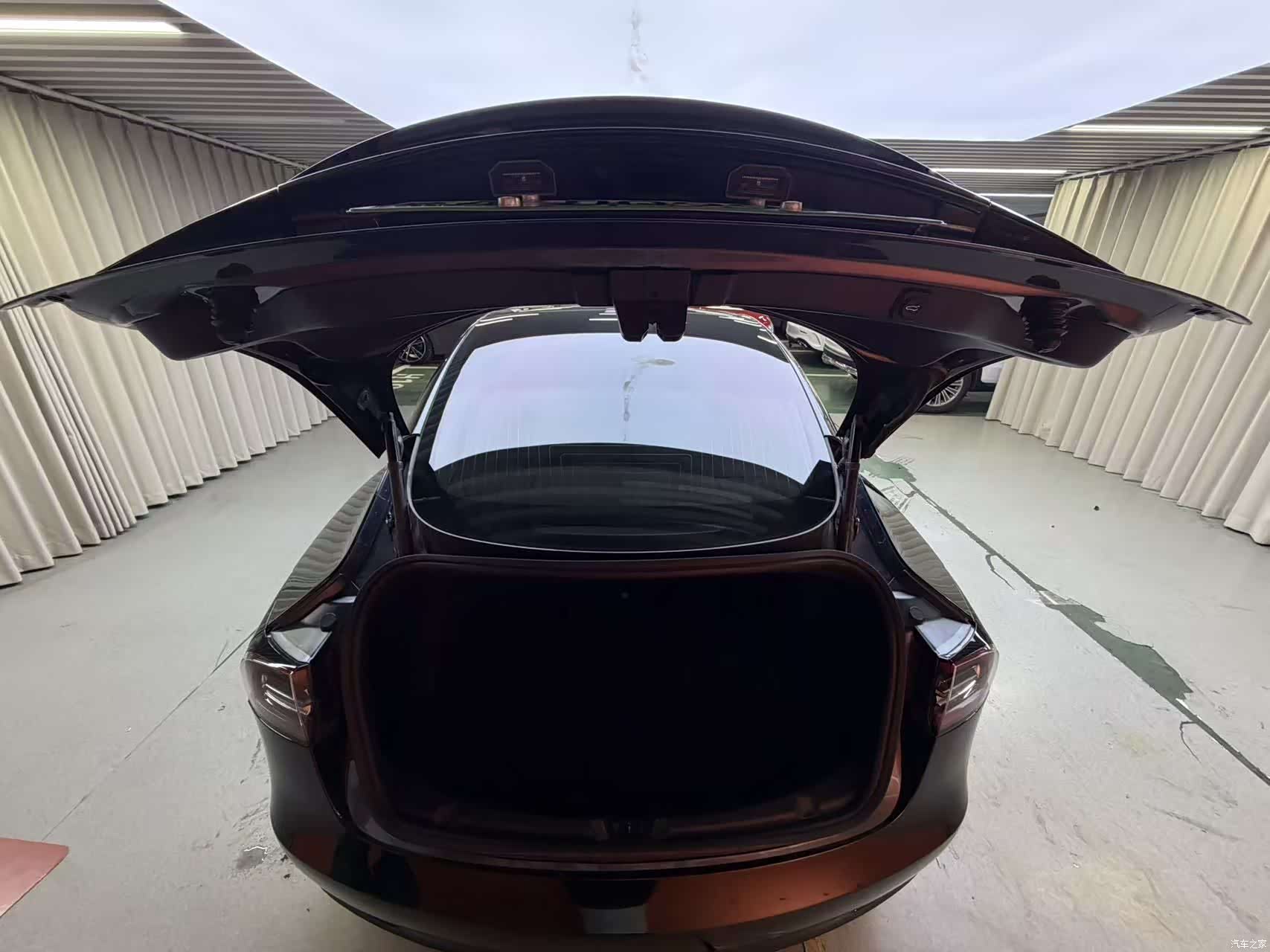 Tesla Model 3, 2020 14