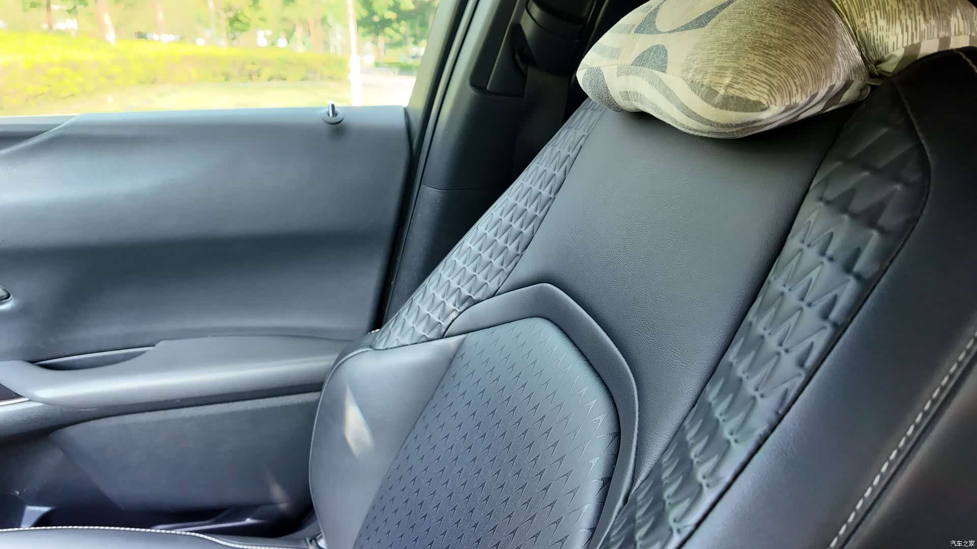 Lexus UX, 2019 57