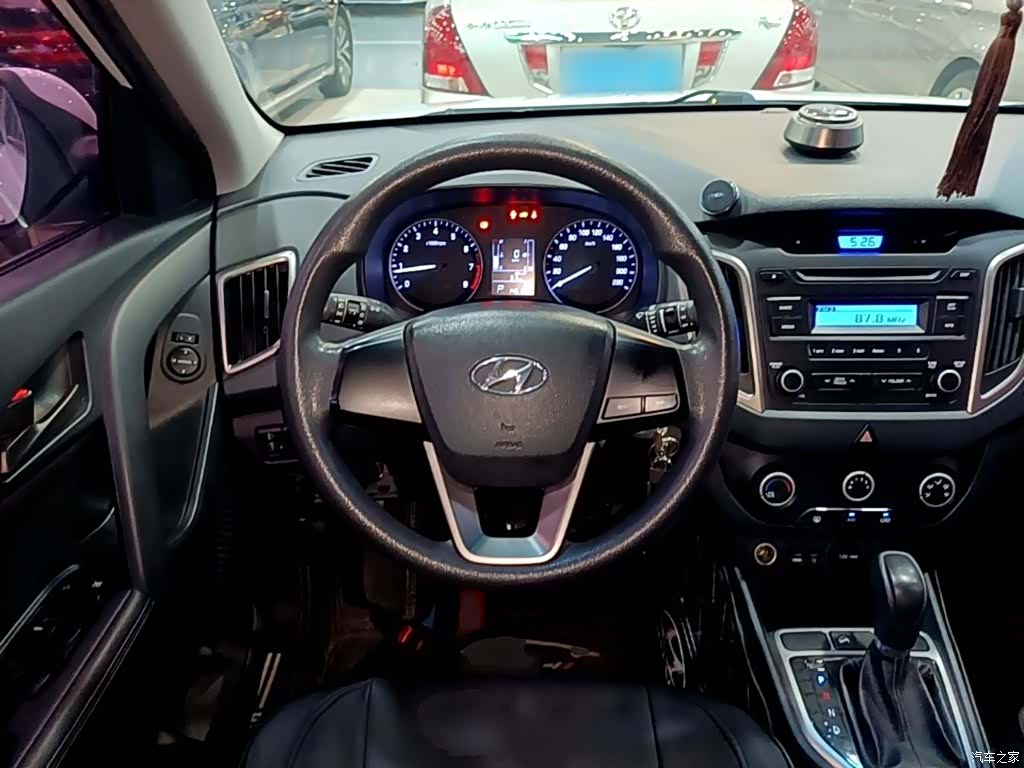 Hyundai ix25, 2016 11