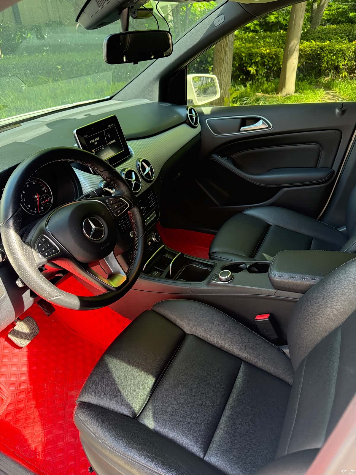 Mercedes-Benz B-Class, 2017 все фото
