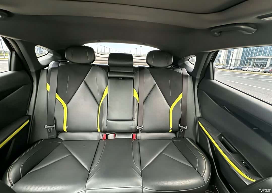 Changan UNI-V, 2022 9