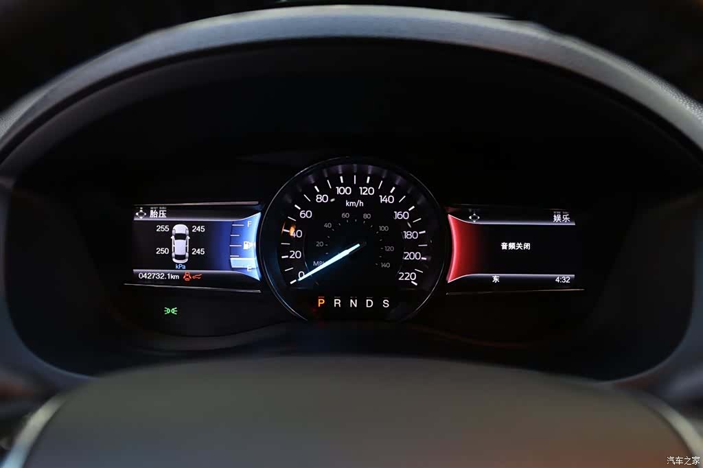 Ford Explorer, 2018 14