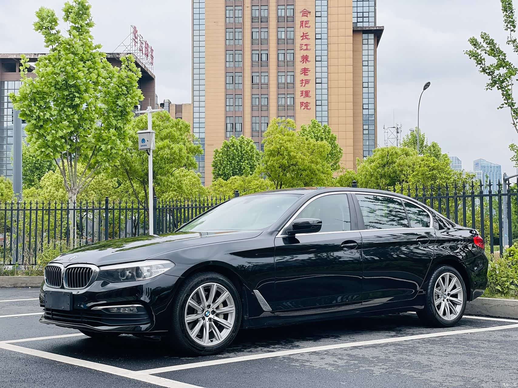 BMW 5 Series, 2017 1