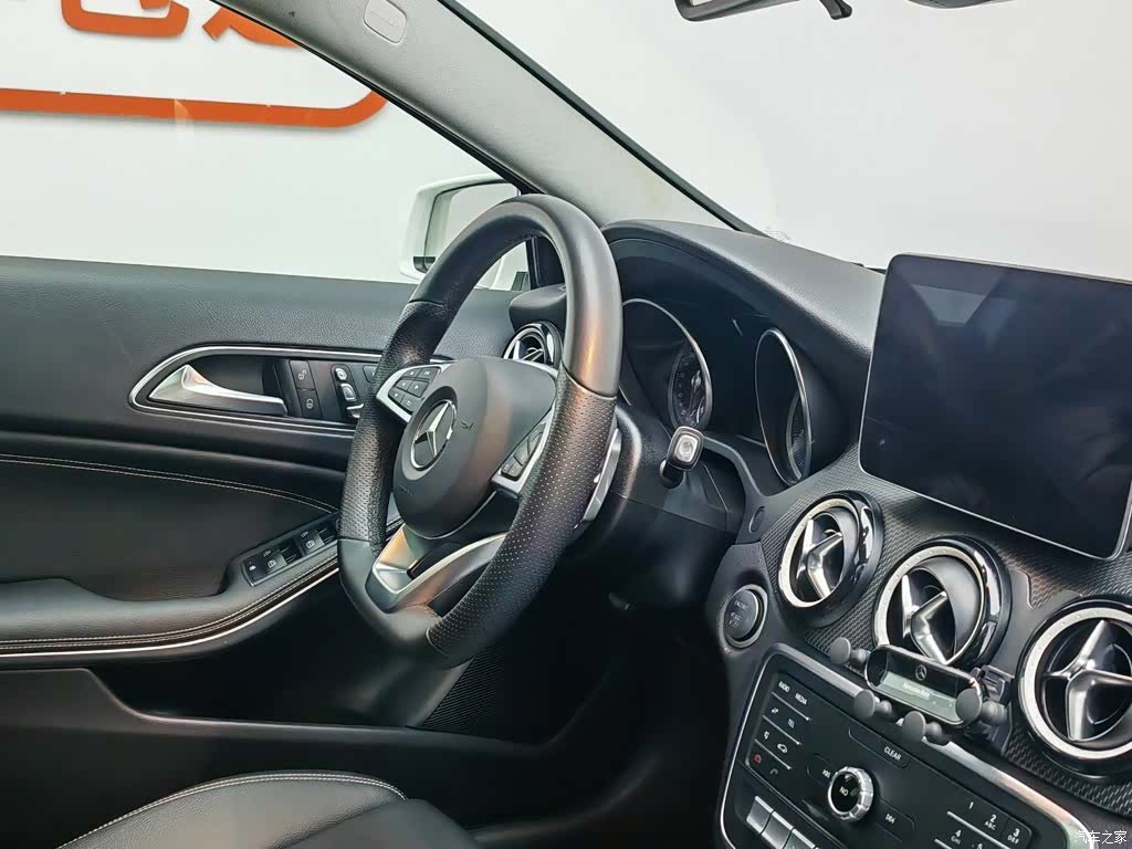 Mercedes-Benz GLA, 2019 22