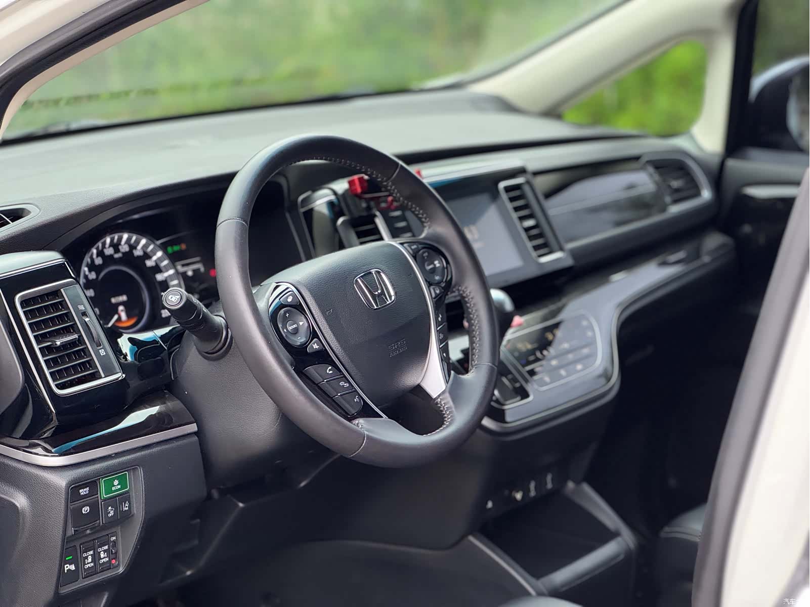 Honda Elysion, 2021 10