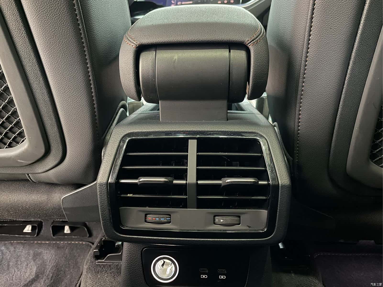 Audi Q3, 2022 15