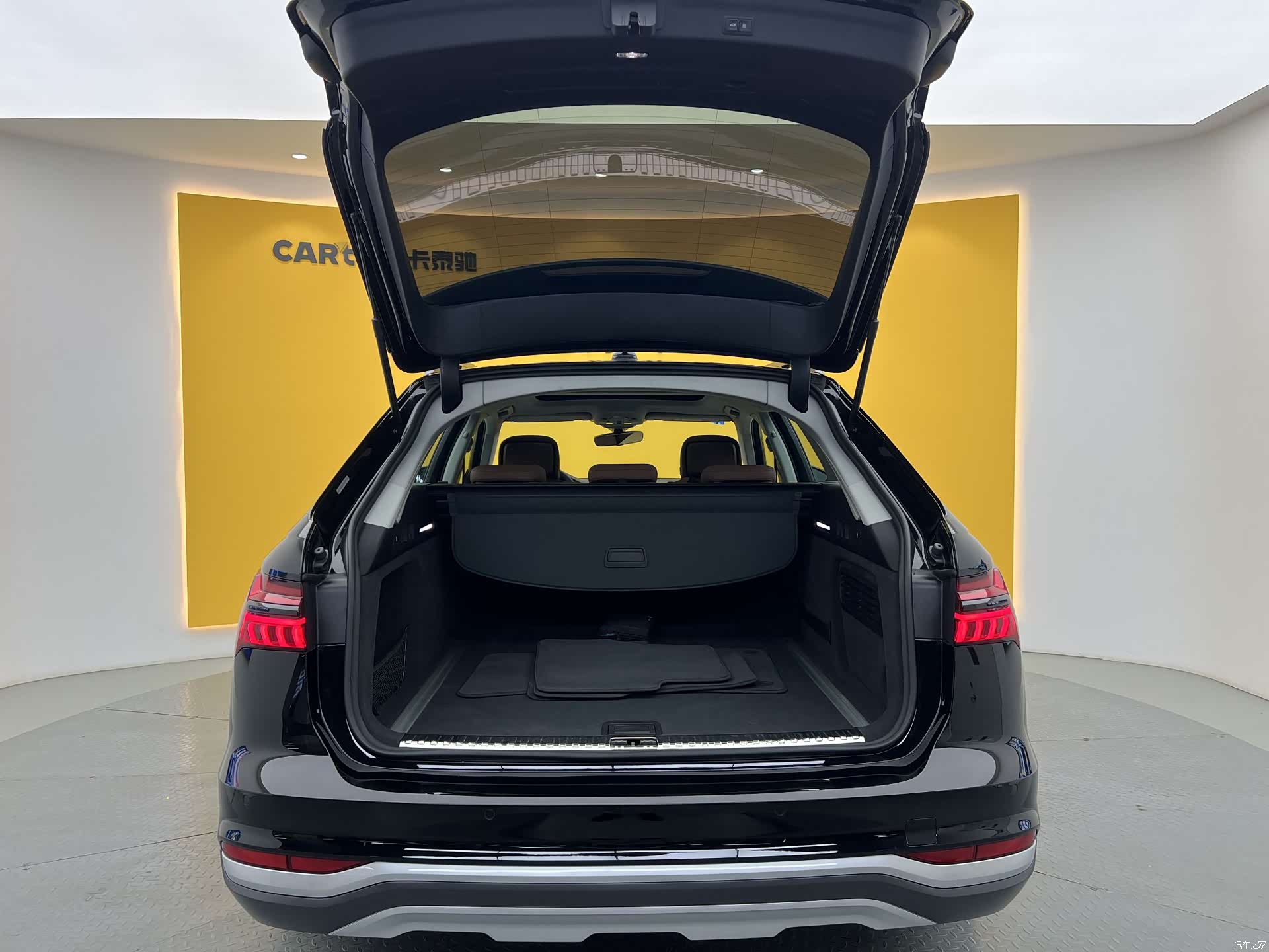 Audi A6, 2020 27