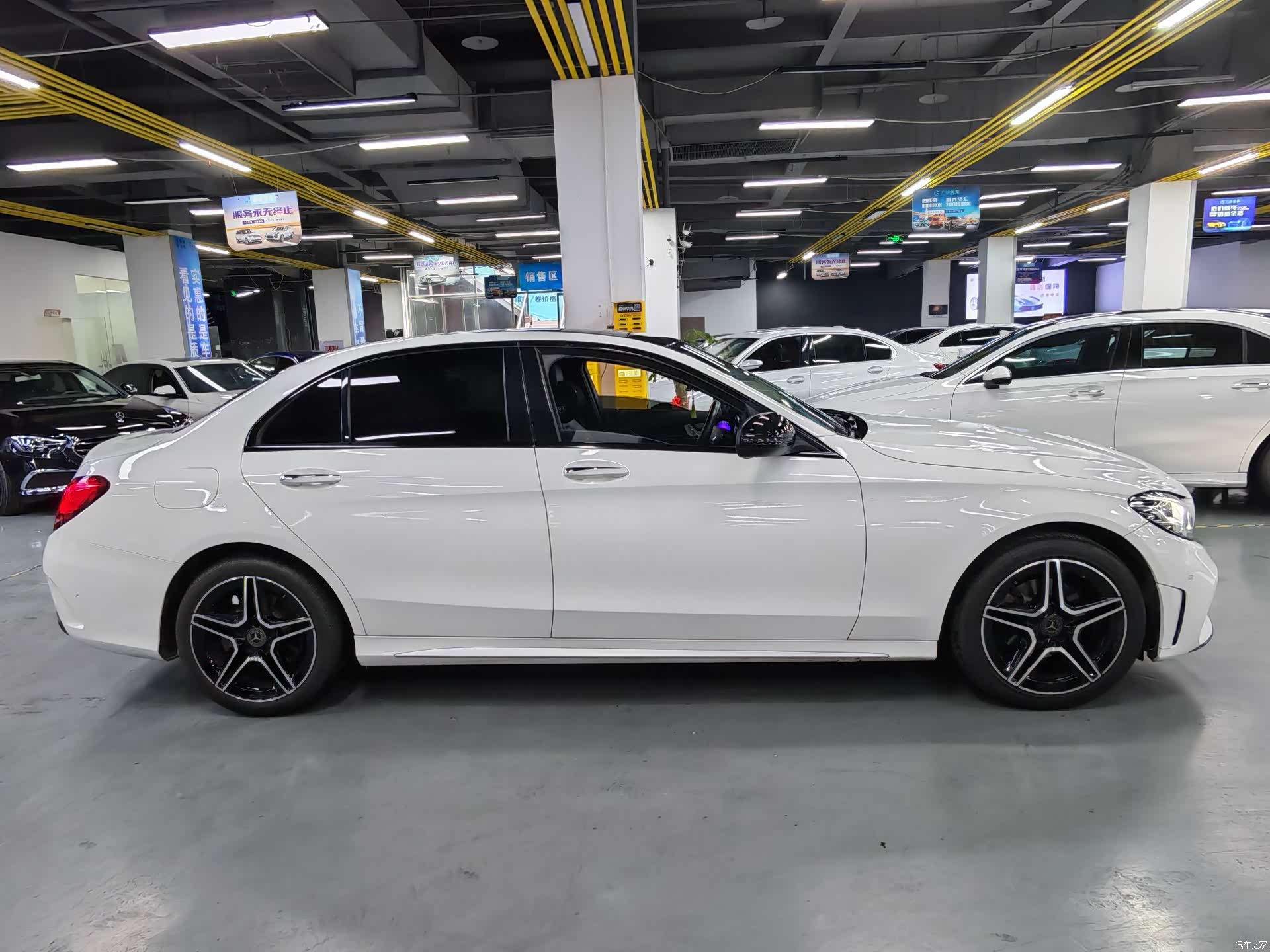 Mercedes-Benz C-Class, 2021 4
