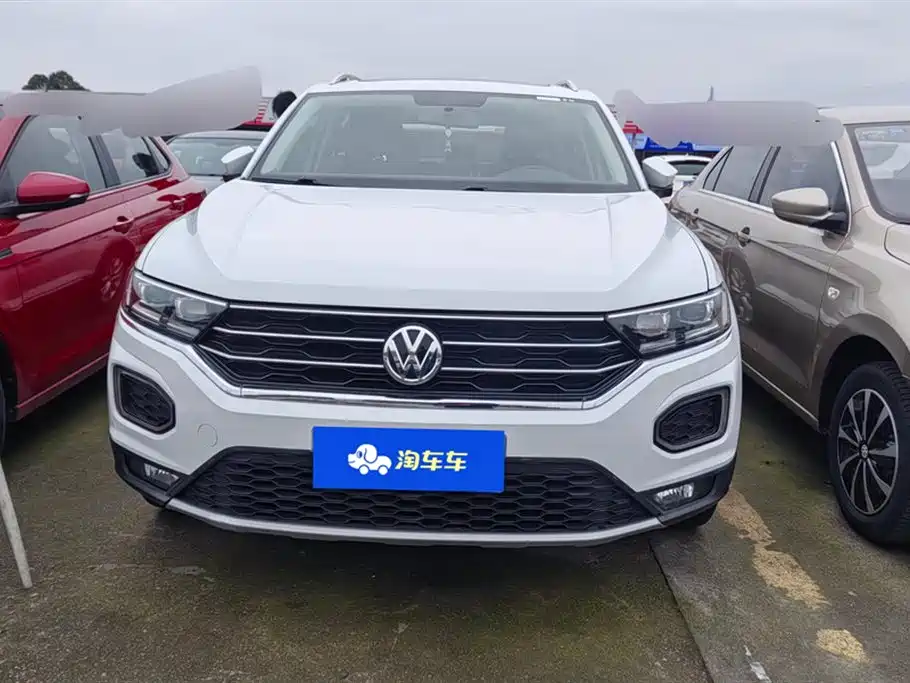 Volkswagen T-ROC exploring Songs
