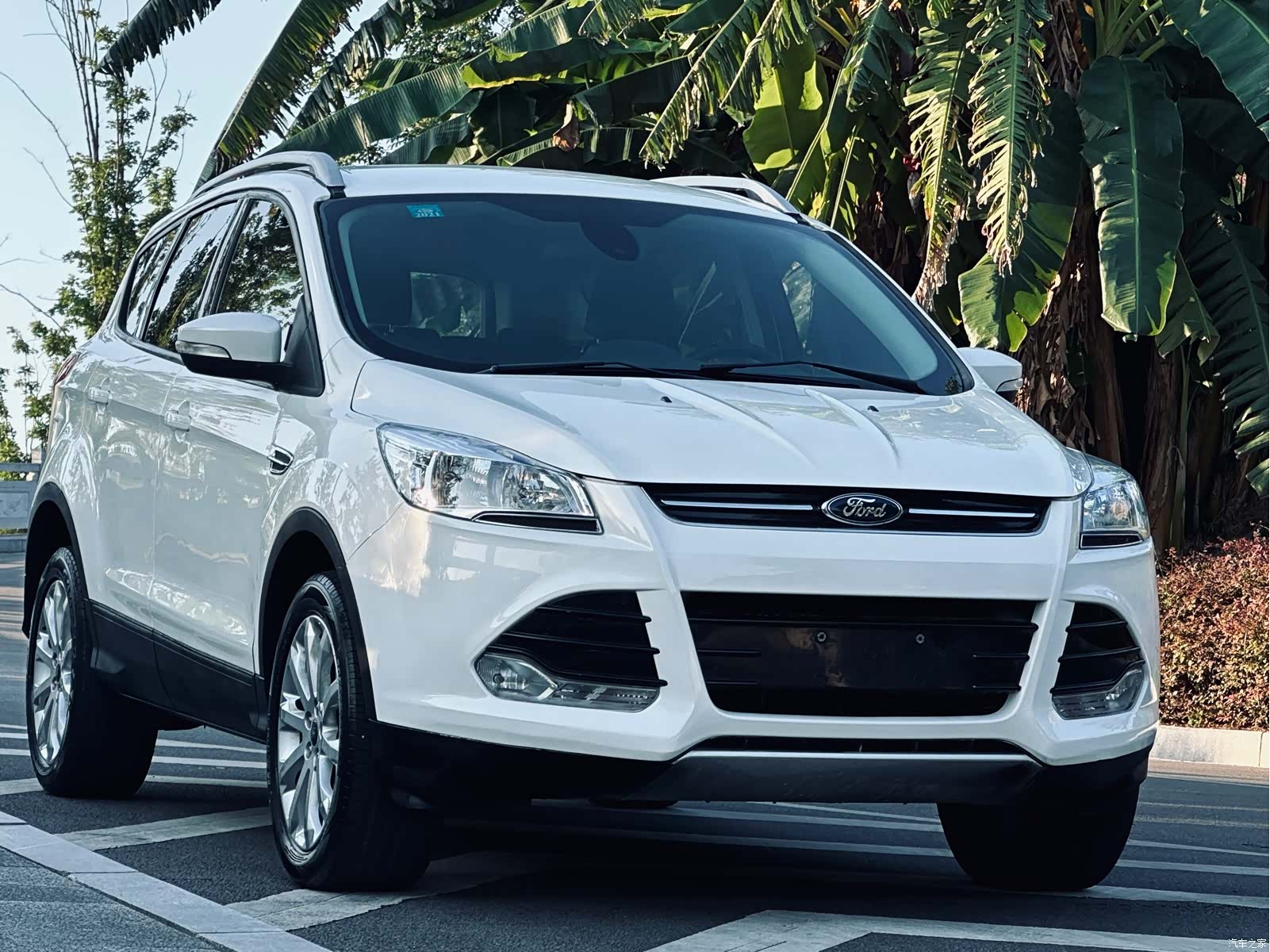 Ford Kuga, 2014 7