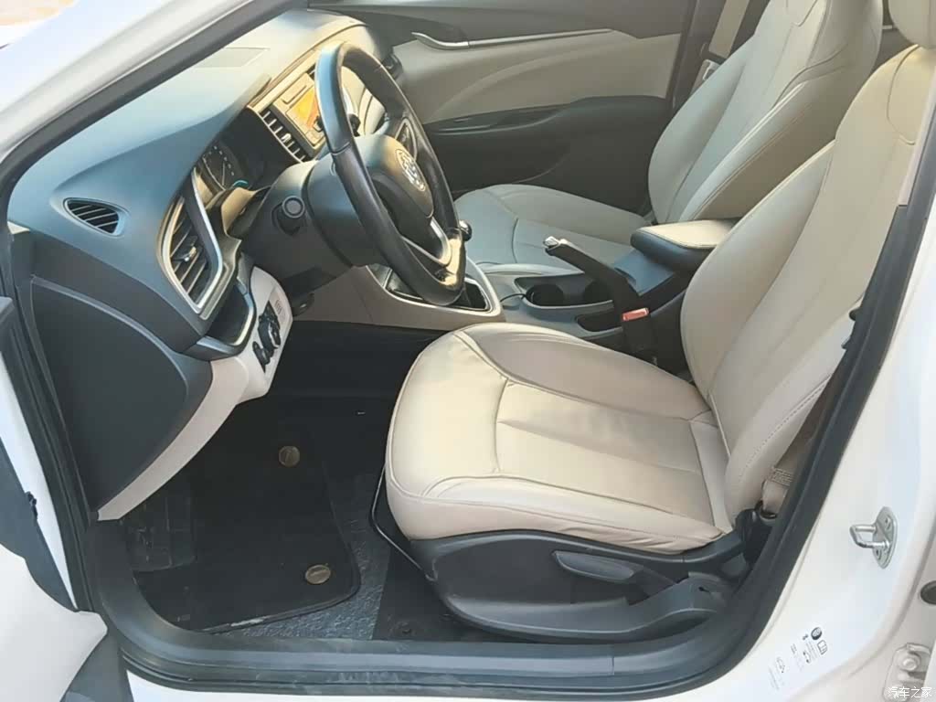 Buick V, 2018 15