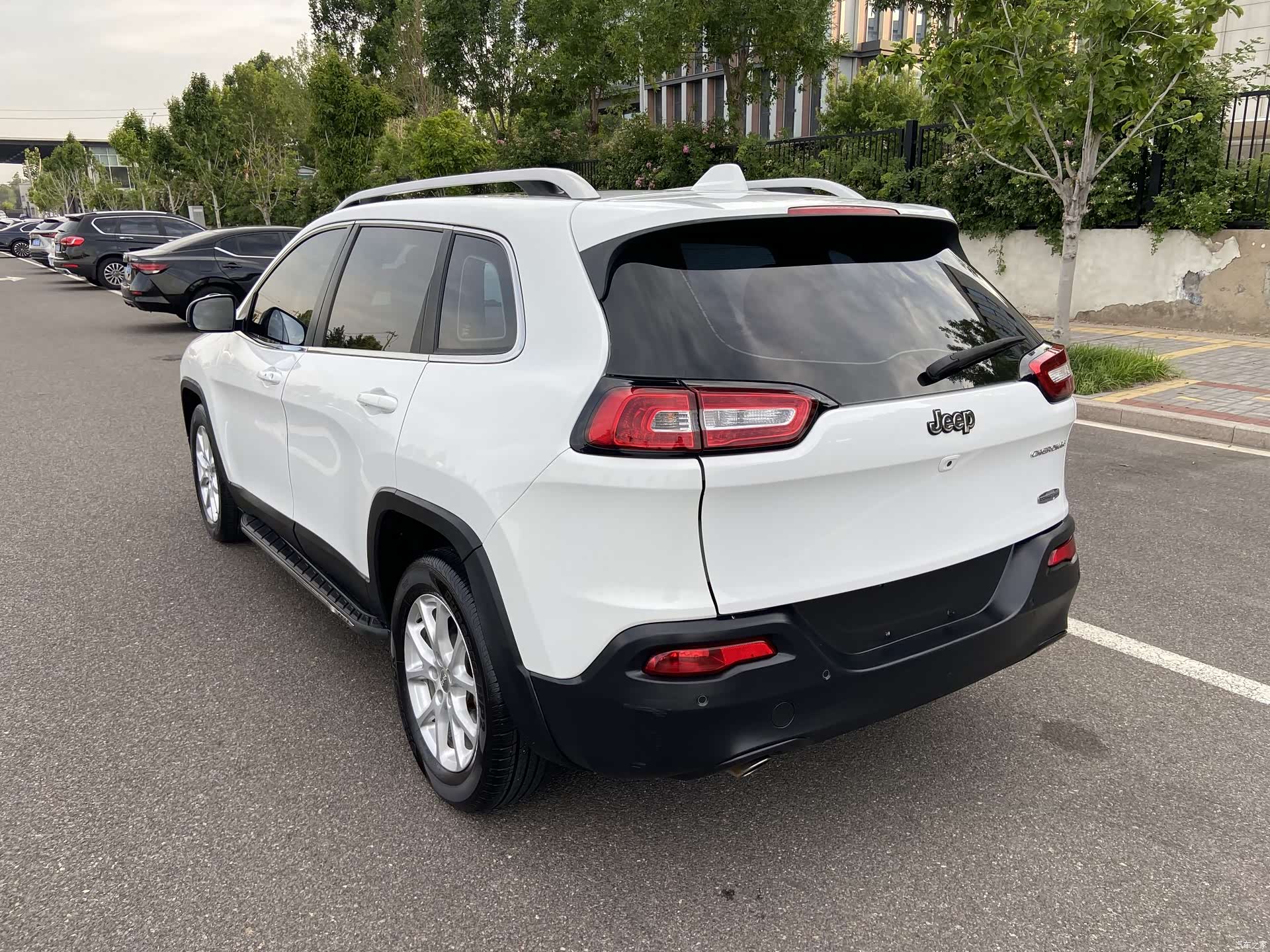 Jeep Cherokee, 2016 6