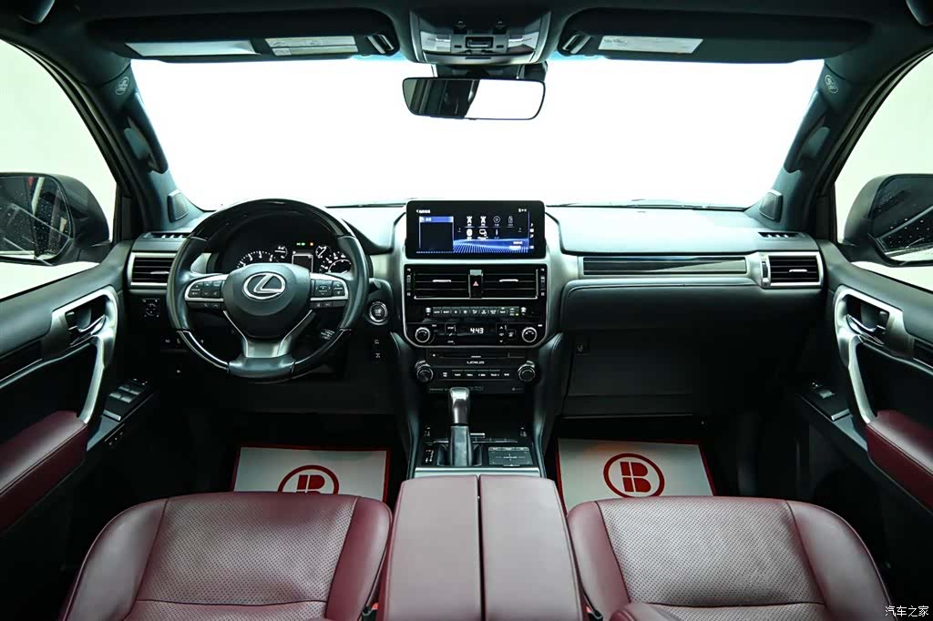 Lexus GX, 2023 14