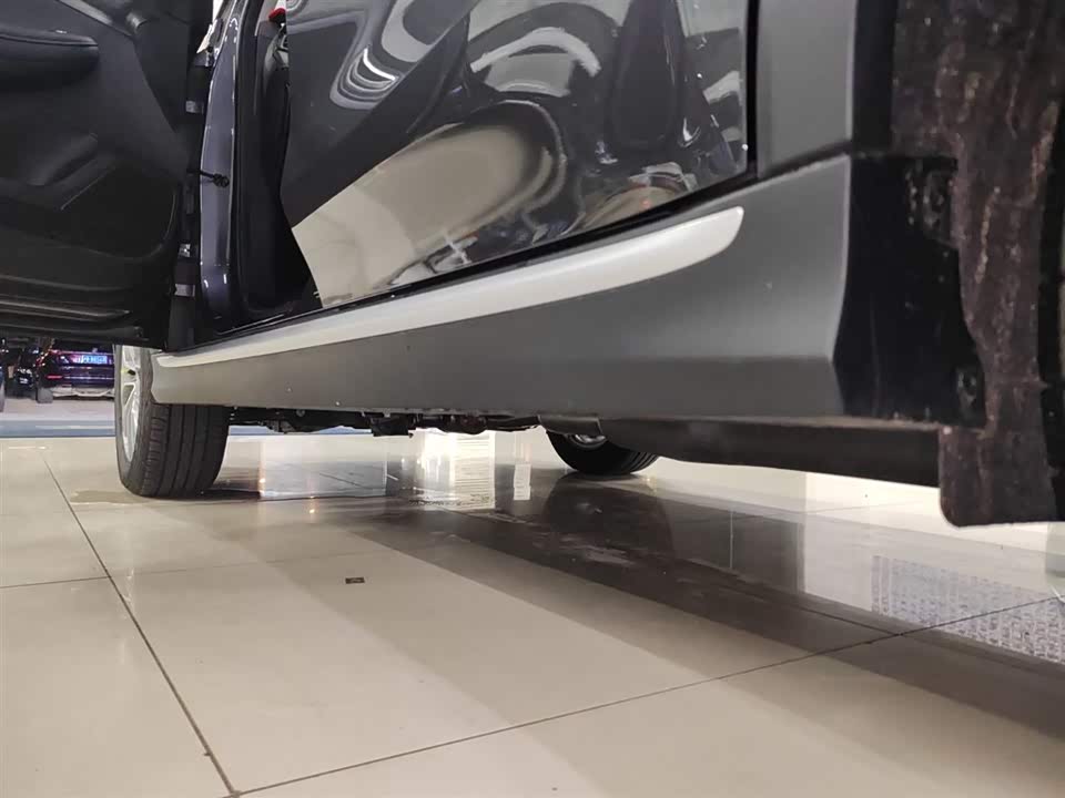 Roewe RX5 Roewe RX5