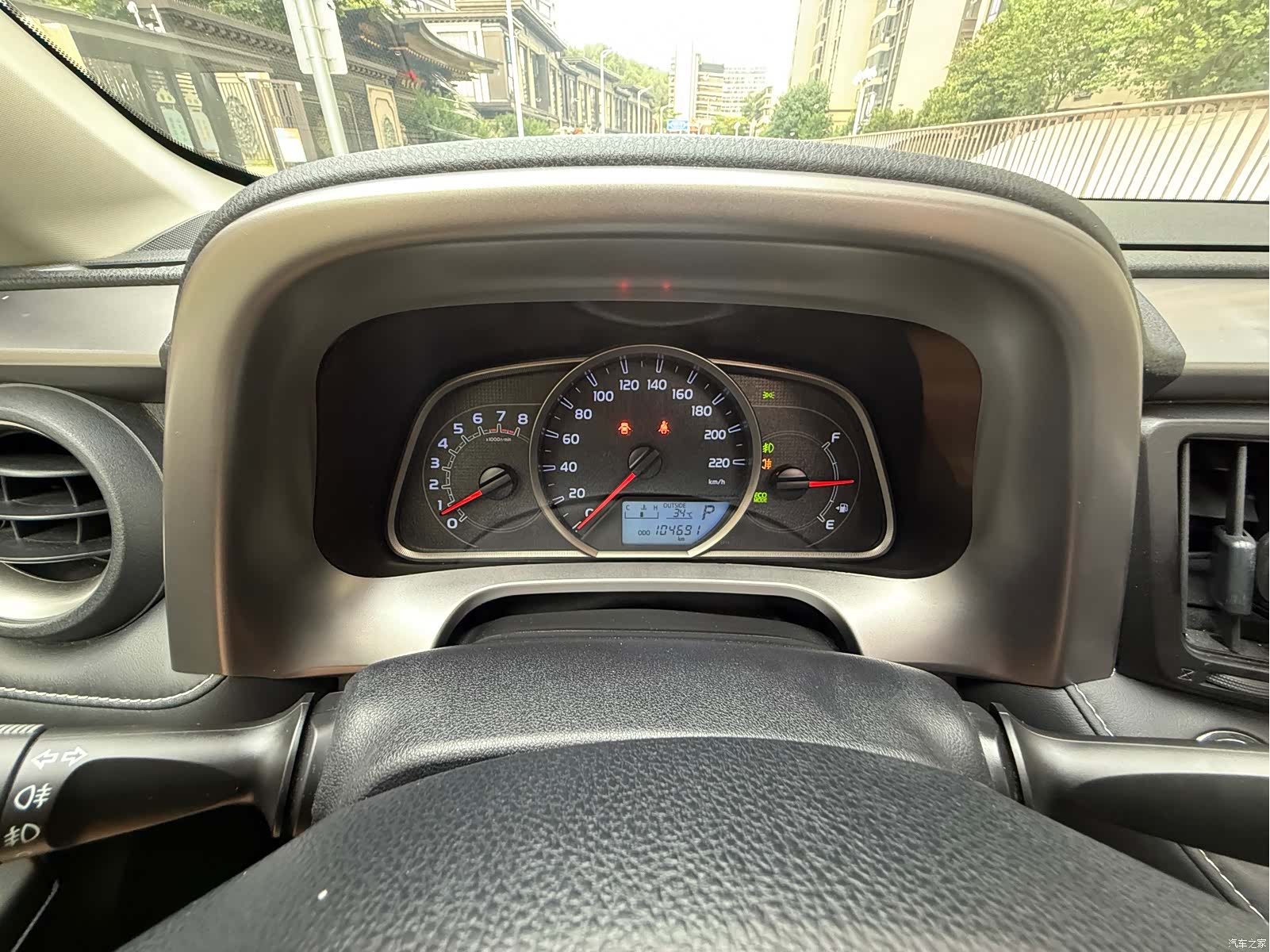 Toyota RAV4, 2017 19