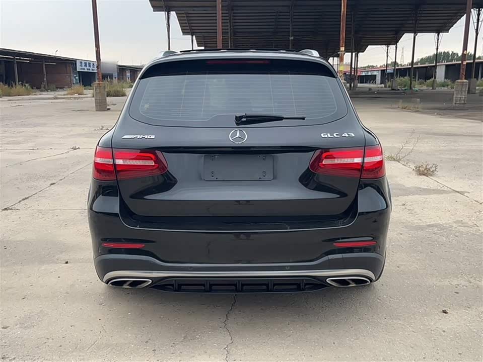 Mercedes-Benz GLC AMG