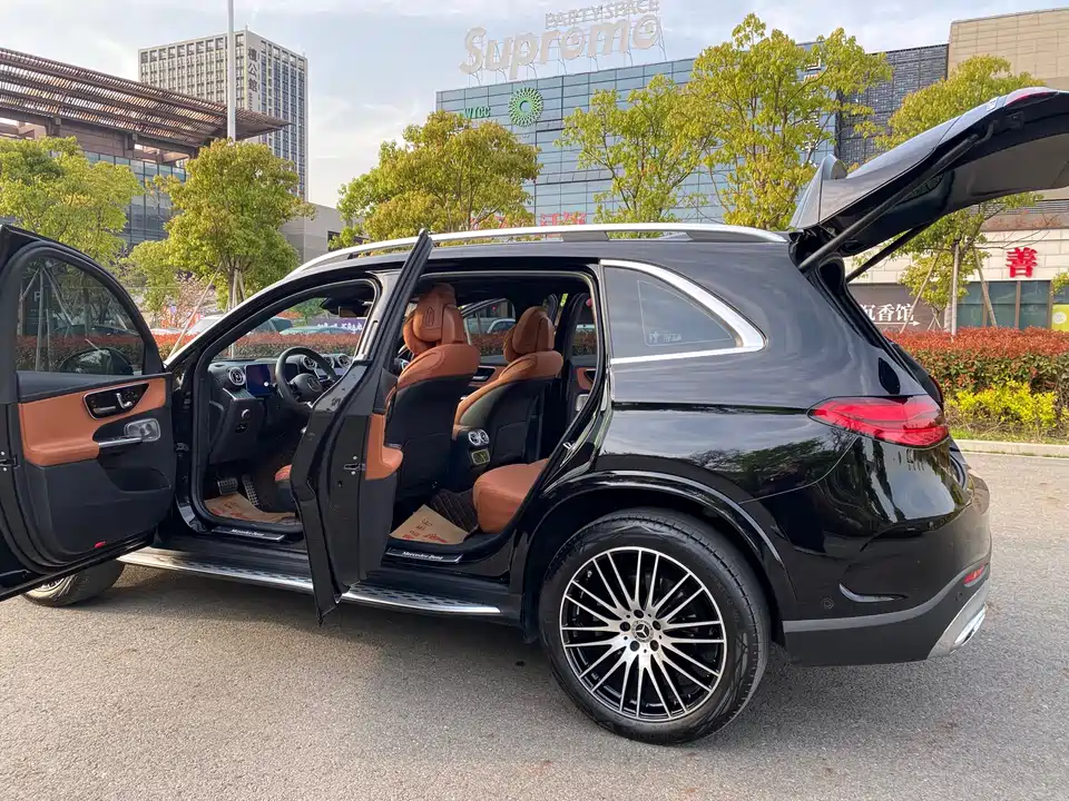 Mercedes-Benz GLC Mercedes-Benz GLC