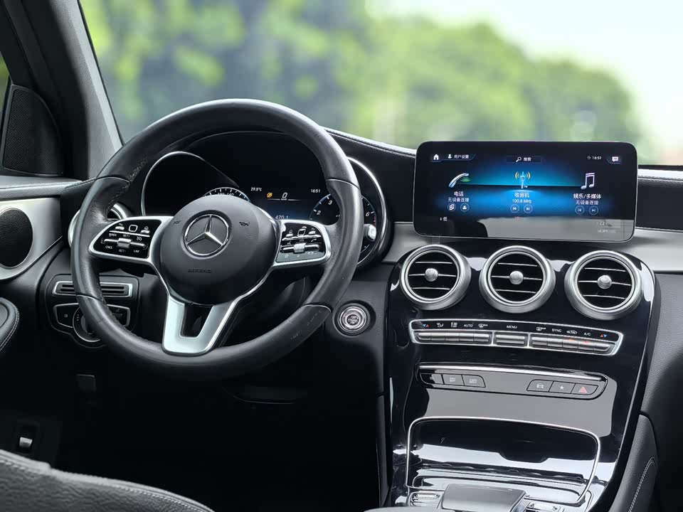 Mercedes-Benz GLC Mercedes-Benz GLC