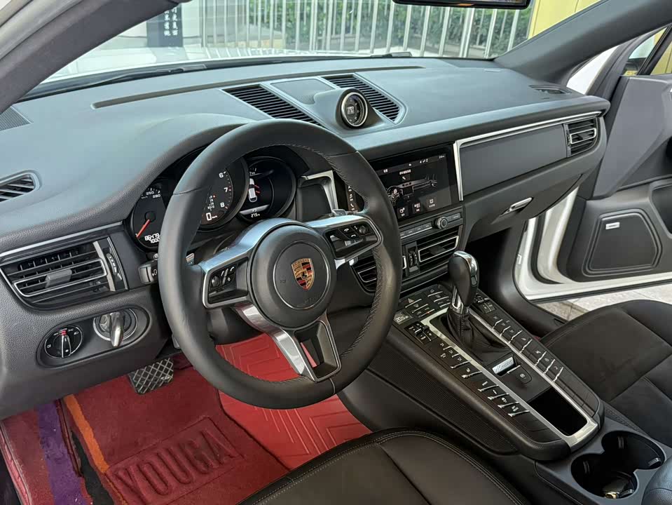 Porsche Macan Porsche Macan