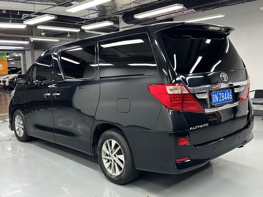 Toyota Alphard 2012, фото 5