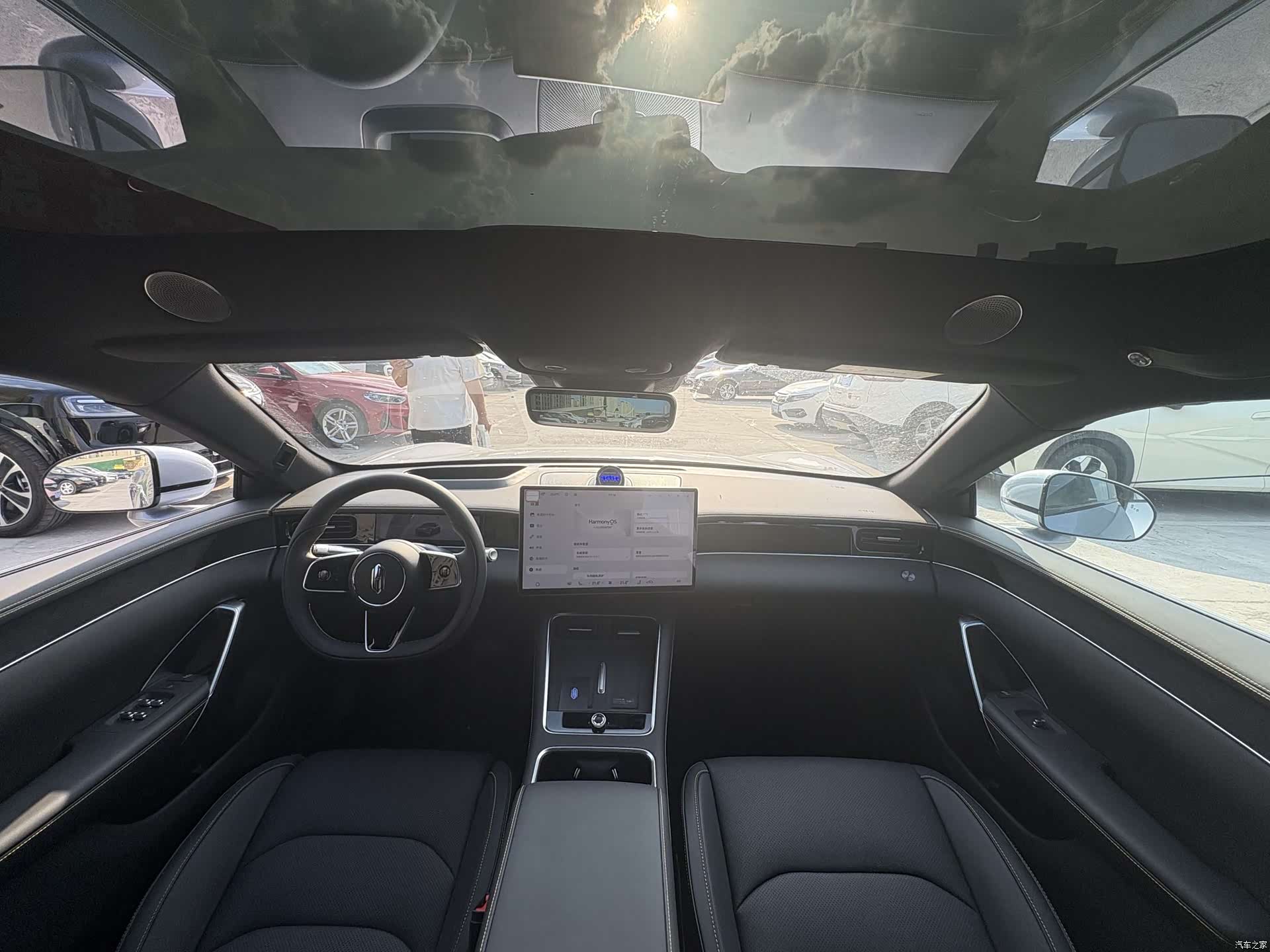 SAIC ShangJie Z7T, 2026 8