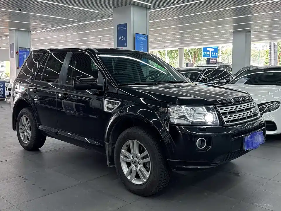 Land Rover Freelander 2
