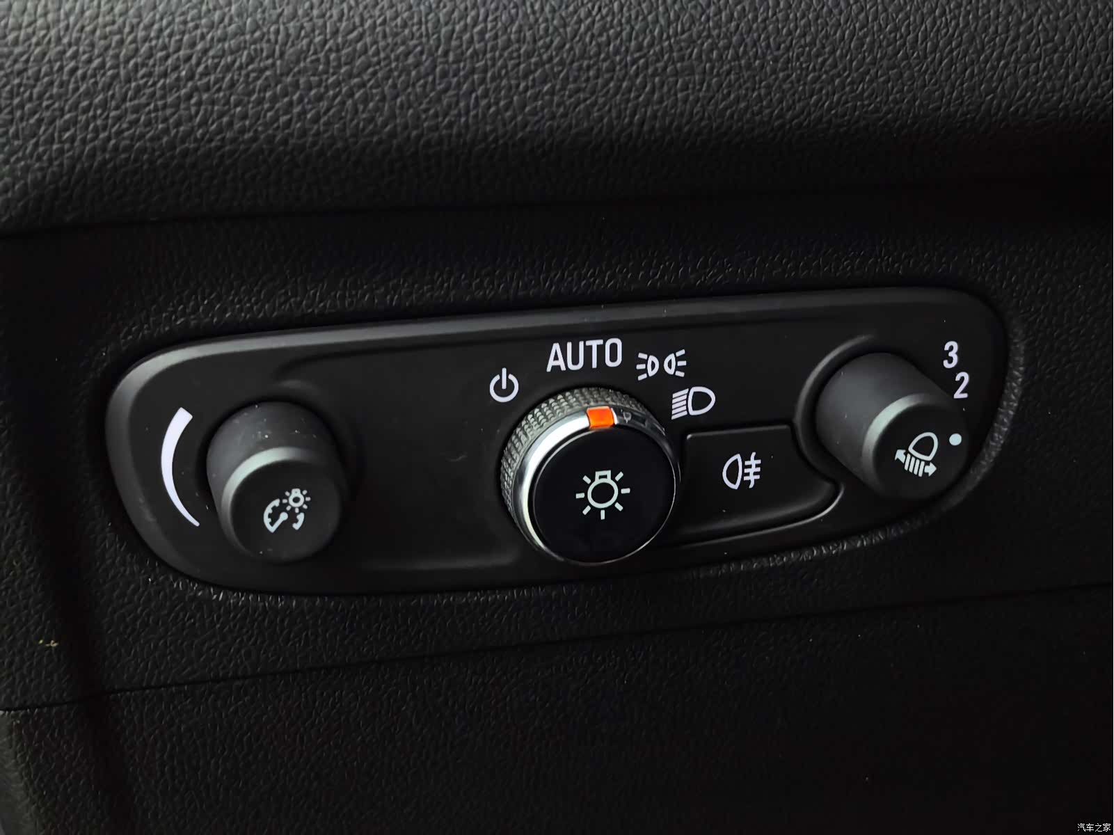 Buick Envision Plus, 2023 23